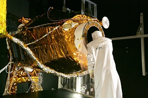 PLEIADES satellite environment tests