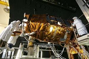 PLEIADES satellite environment tests
